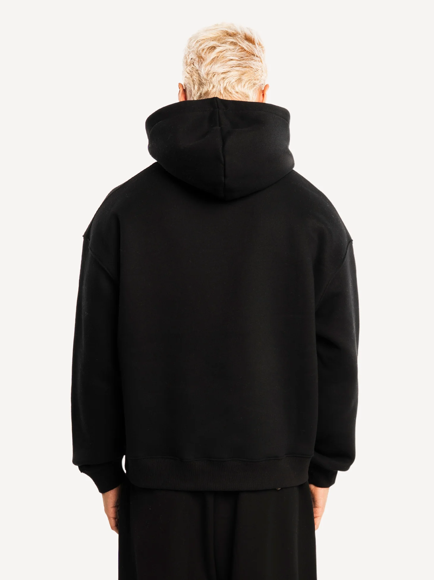 Basic Boxy Fit 380gsm Zip Hoodie - Image 9