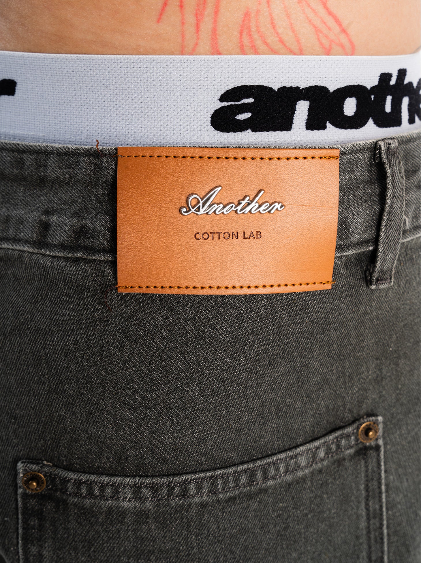 Another Carpenter Denim Shorts - Image 15