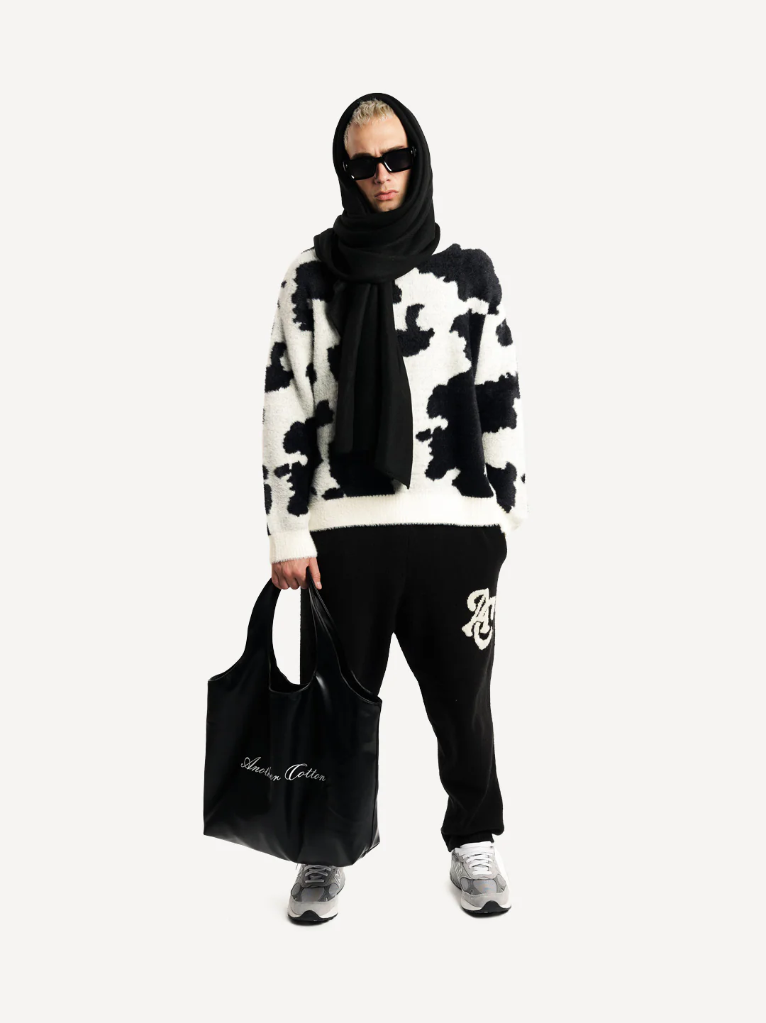 Another Cow Knit Sweater - Image 4