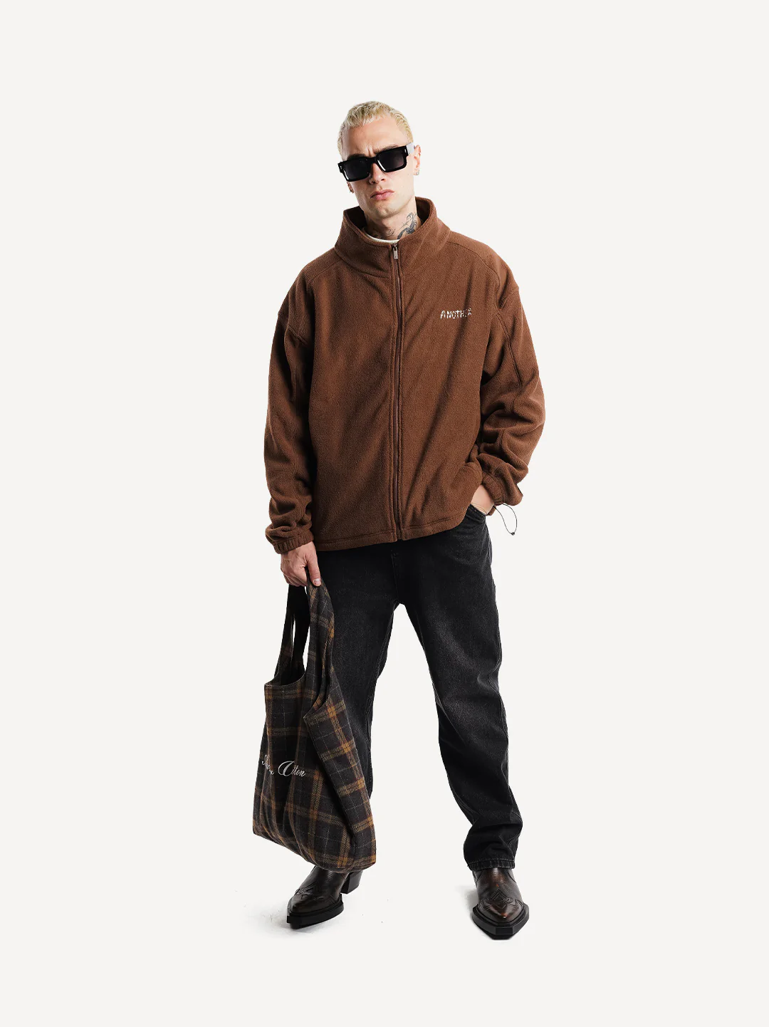 Another Fleece Jacket - Image 8