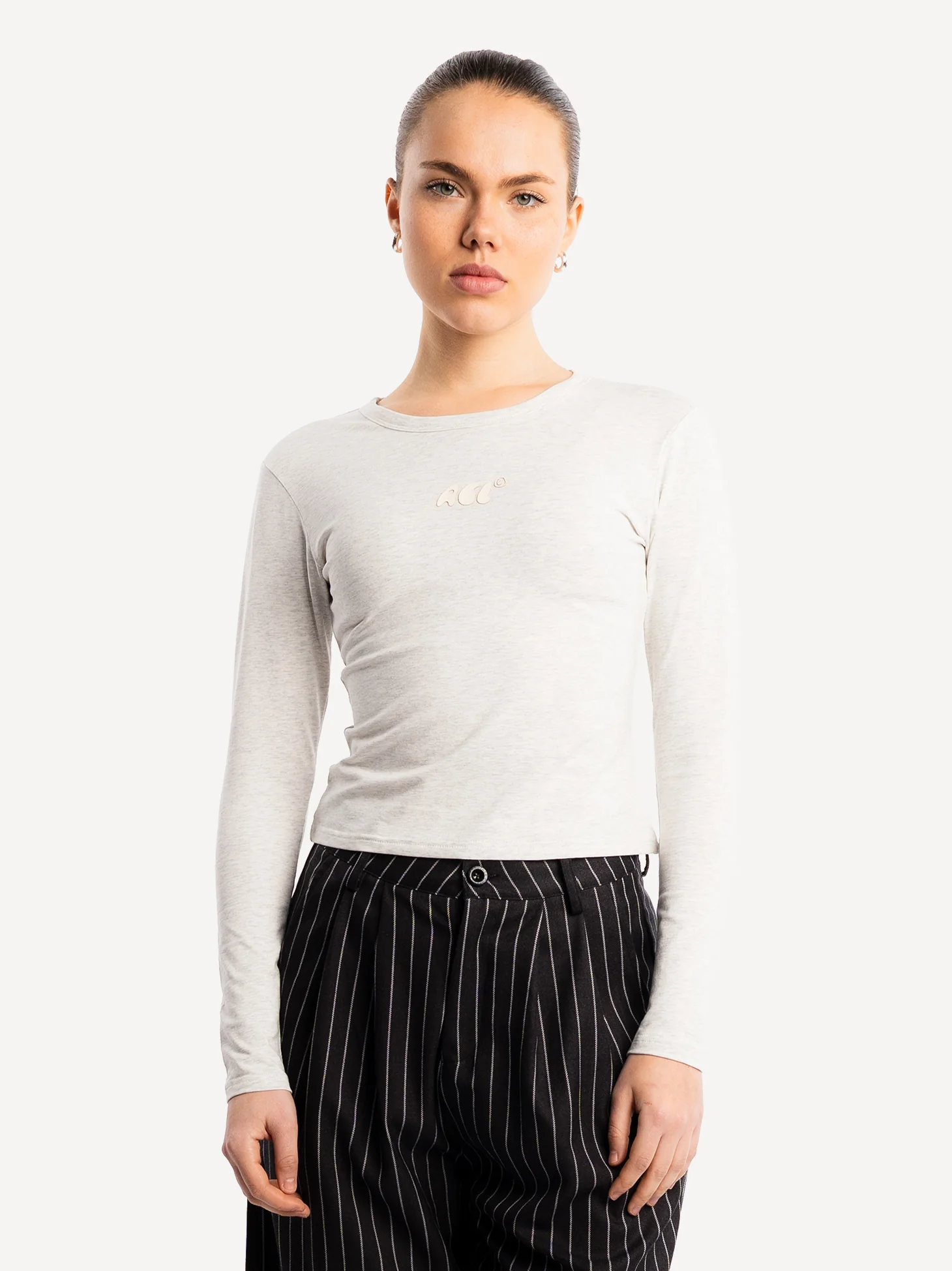 Another Slim Cropped Longsleeve - Image 7