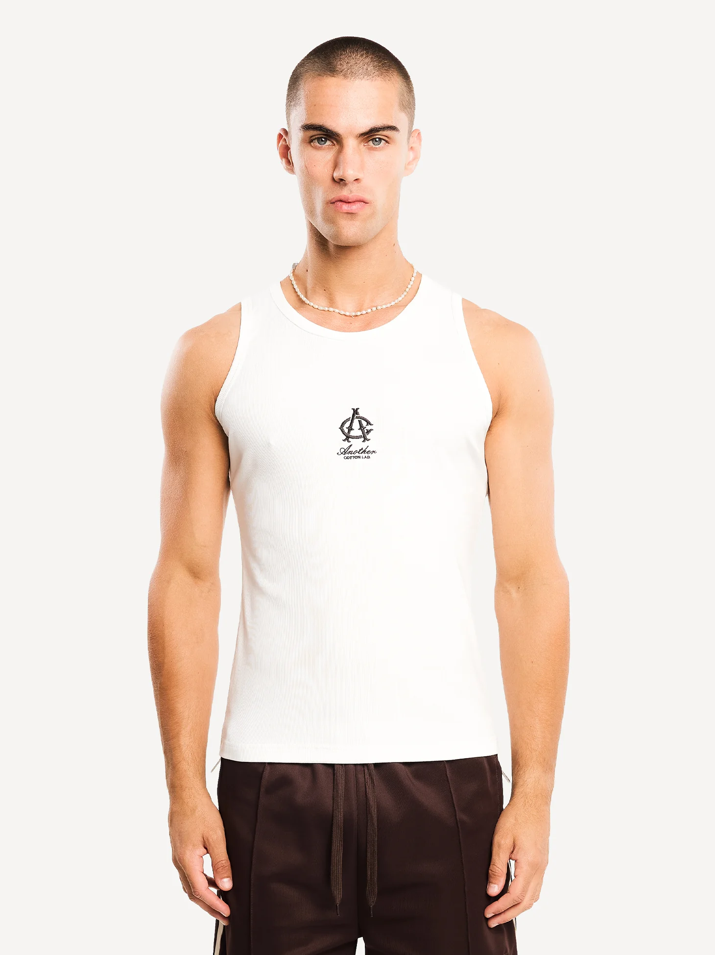 Crest Ripped Tanktop - Image 14
