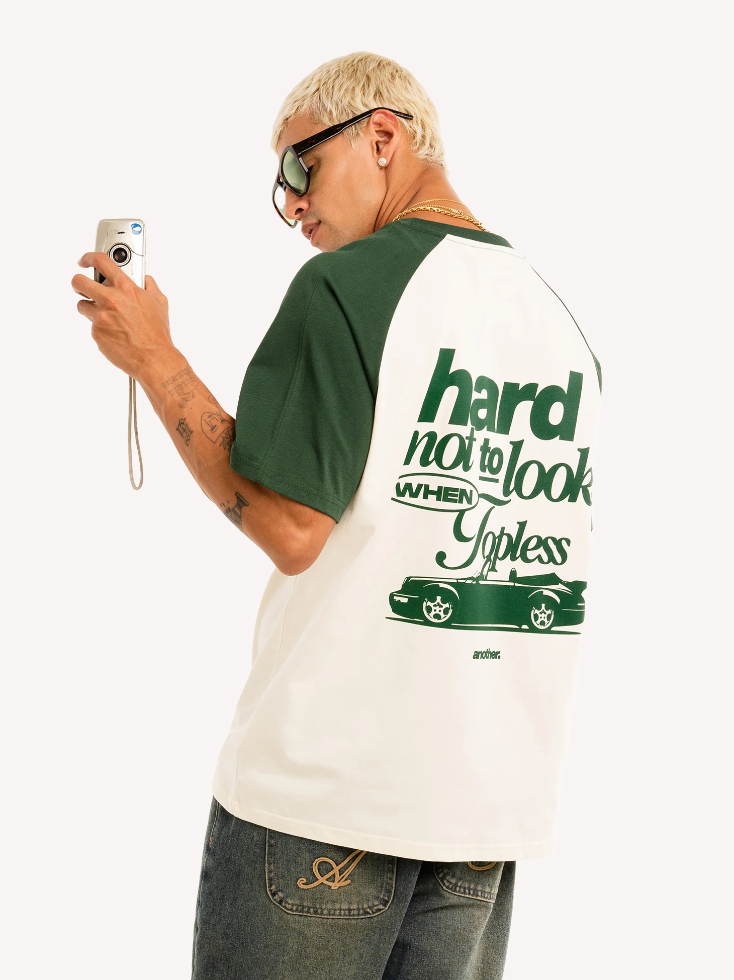 Hard Not To Look Oversized Raglan T-Shirt - Image 4