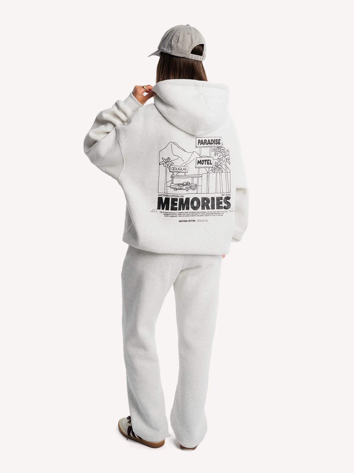 Memories x Douglas Oversized Hoodie - Image 4