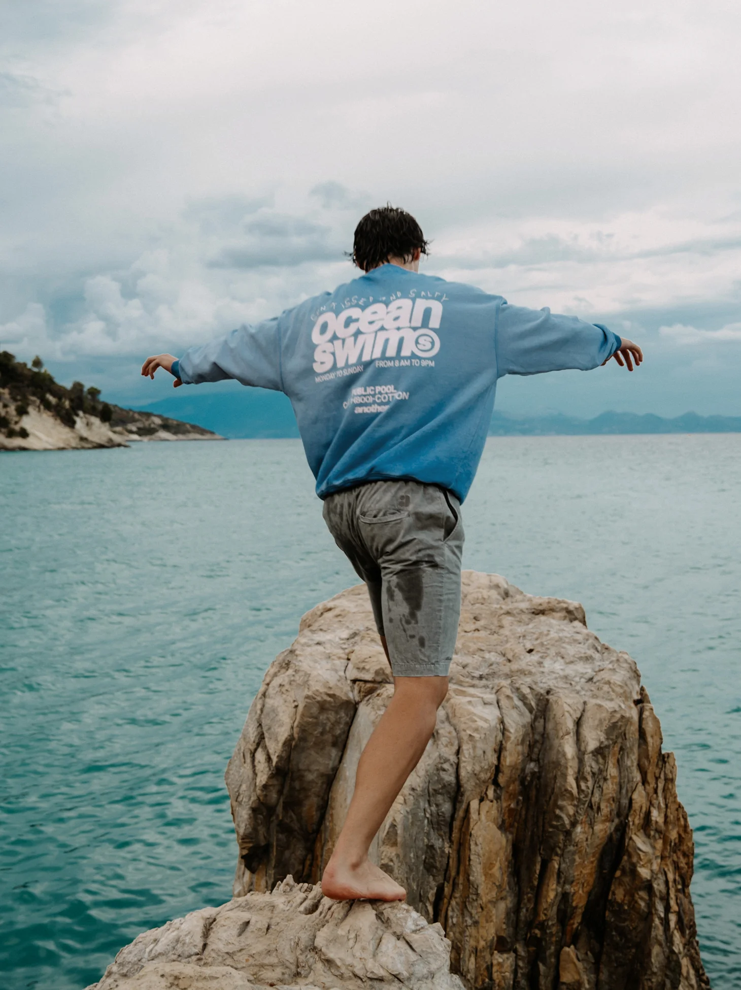 Ocean Swim Oversized Sweatshirt - Image 4