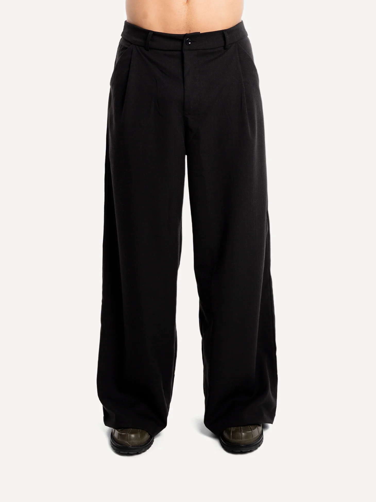 Pleated Loose Fit Pants - Image 10