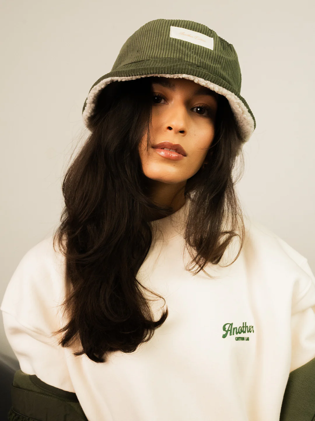 Nostalgia Reversible Sherpa Bucket Hat - Image 2