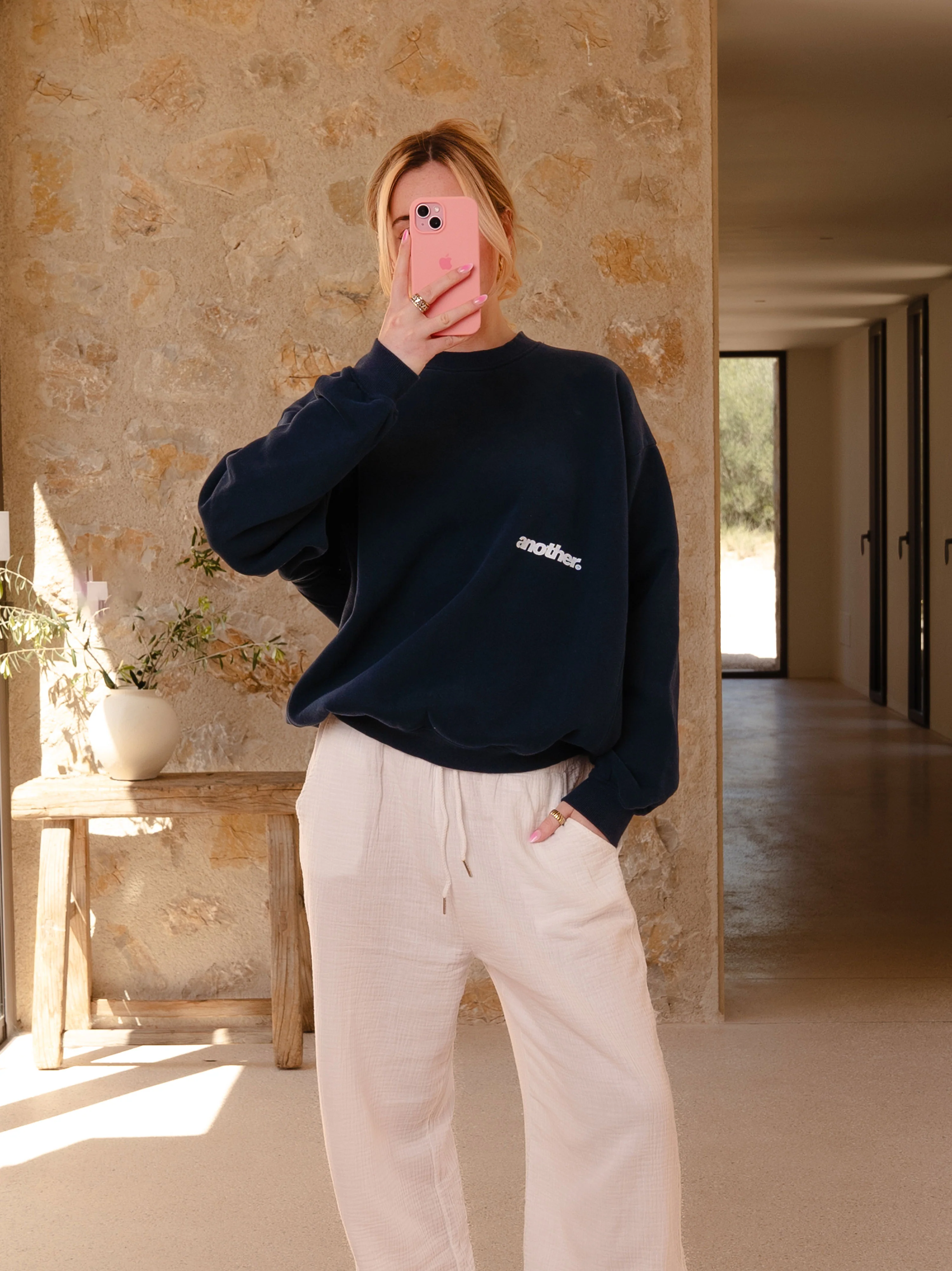 V-Club Oversized Sweatshirt - Image 4
